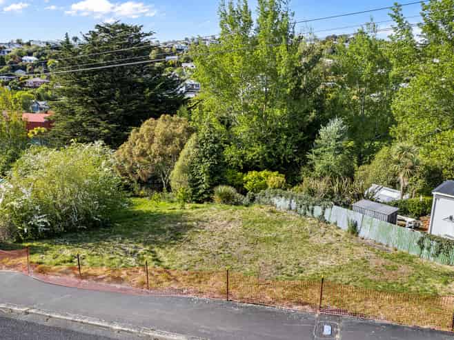 11 County Road, Kaikorai