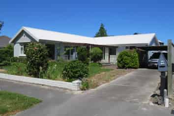 15 Hadlow Place, Burnside