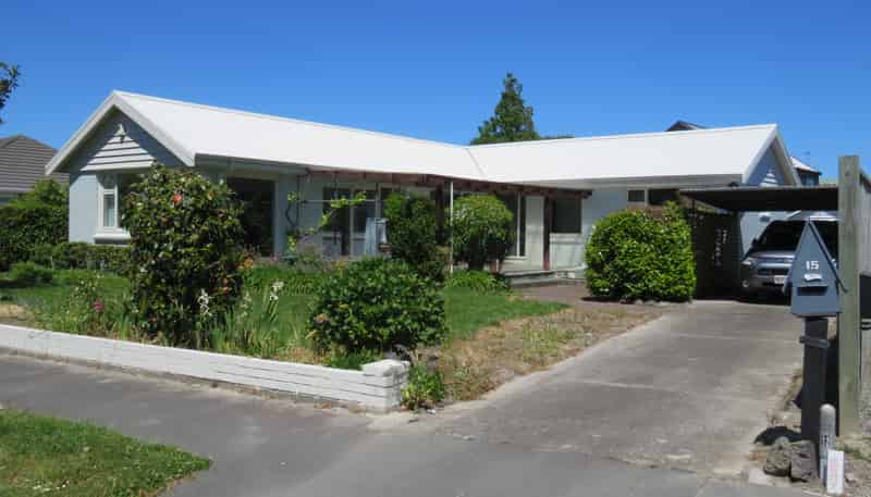 15 Hadlow Place, Burnside