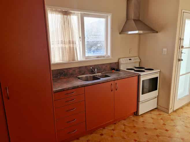 2/76 Settlement Road, Papakura