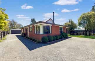 21 Carr St, Methven
