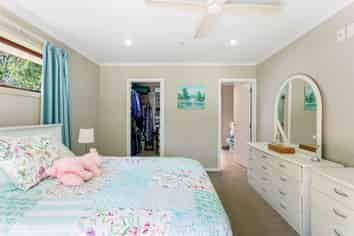 9 Seafort Lane, Silverdale