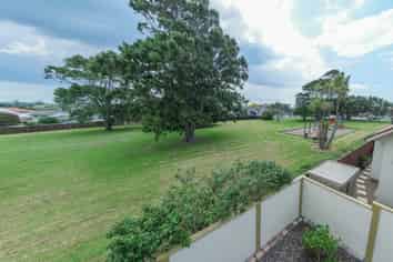 55a Macleans Rd, Bucklands Beach
