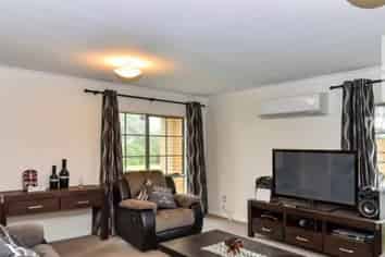 45 Etherton Drive, Weymouth