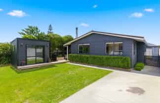 27 Oriwa Street, Waikanae