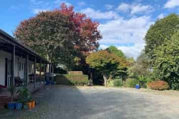 Nelson & Bays - Address withheld