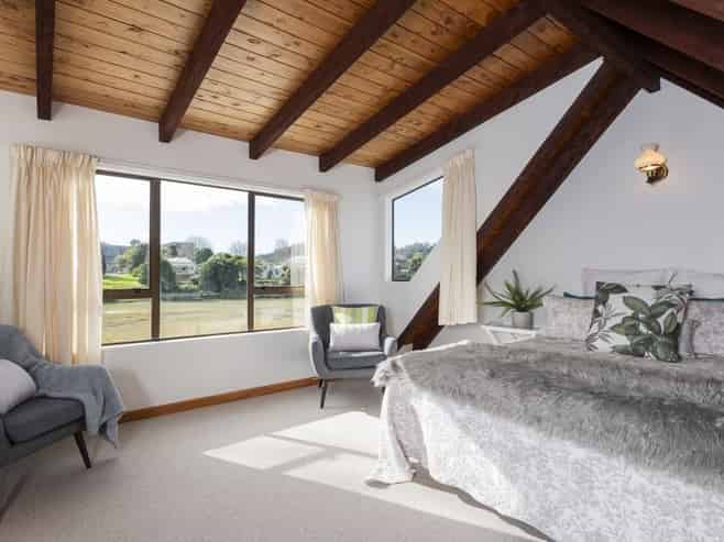 4 Cobden Street, Gisborne