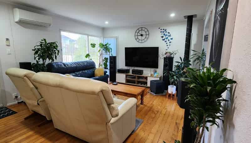 29 Stott Avenue, Birkdale