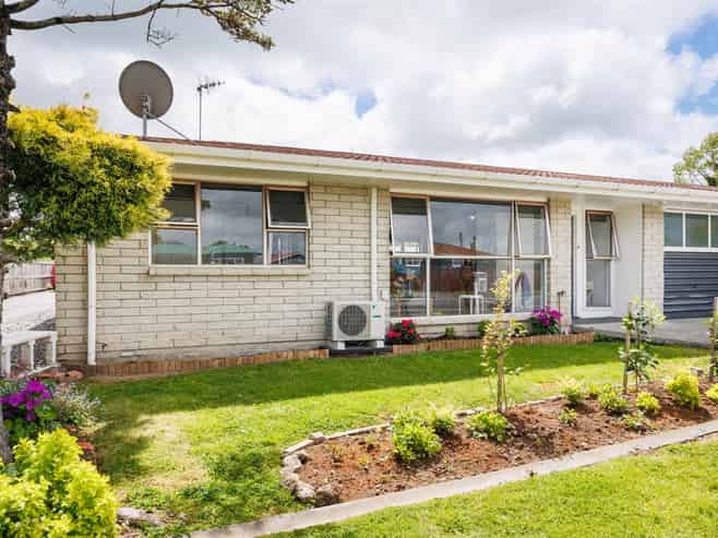  4/136 High Street, Bulls