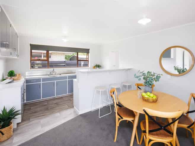  4/136 High Street, Bulls