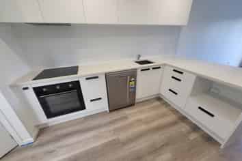 2D Fausett Avenue, Pukekohe