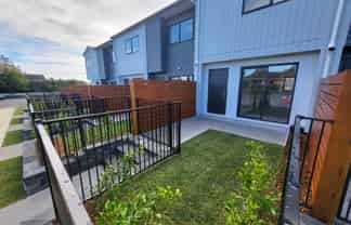 2D Fausett Avenue, Pukekohe