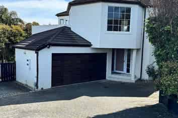 2a/13 Bucklands Beach Road, Bucklands Beach