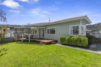 14C Sharpe Crescent, Wainuiomata