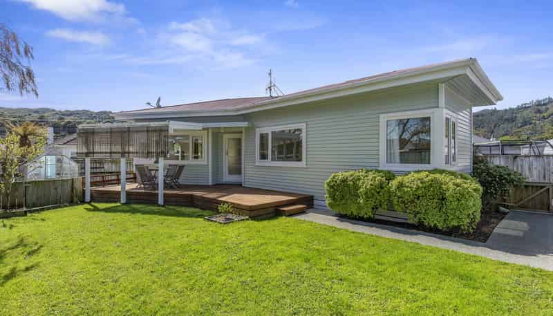 14C Sharpe Crescent, Wainuiomata