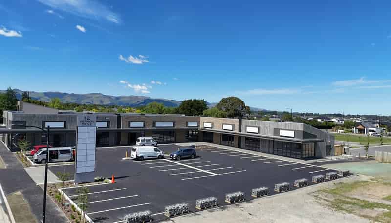 12 Vernon Drive, Lincoln