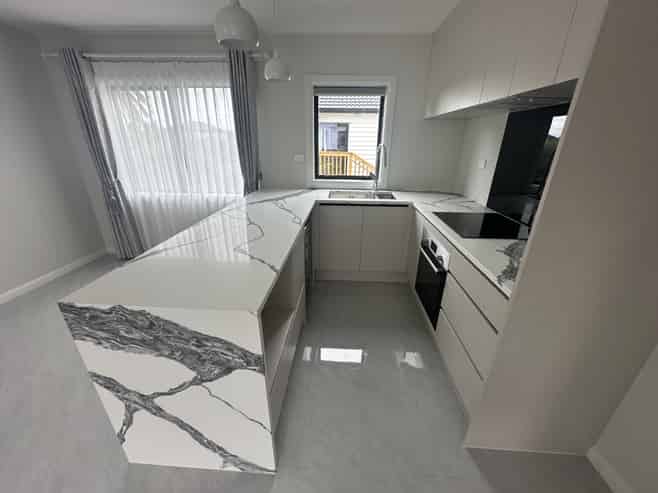 75B Calthorp Close, Favona