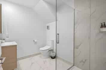 2/330 Cashel Street, Christchurch Central