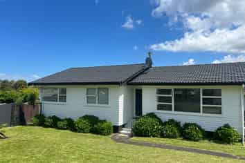 7 Hobart Crescent, Wattle Downs