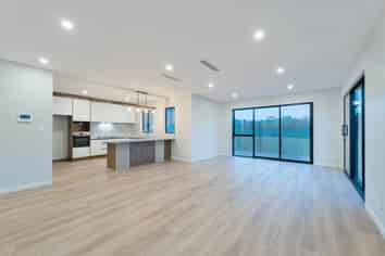 12 & 12a Kiokio Place, Swanson