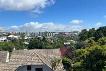 2B Swinton Close, Remuera