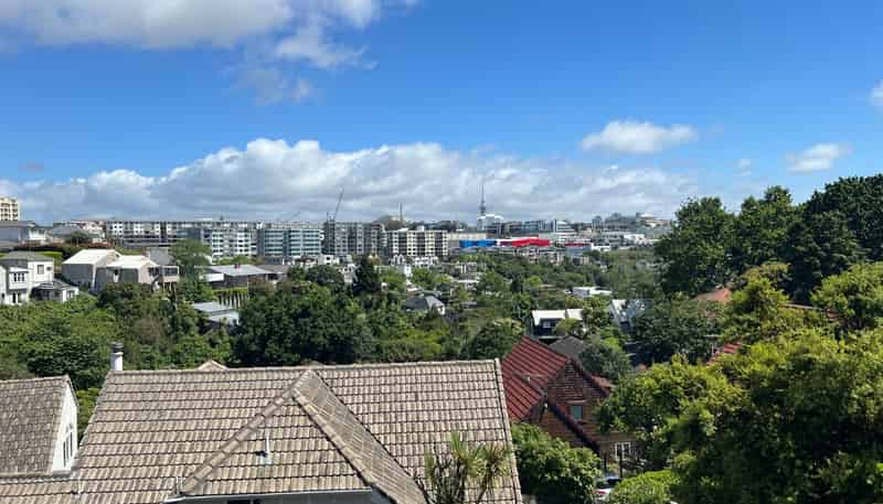 2B Swinton Close, Remuera