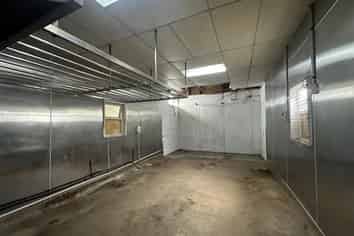 High profile Restaurant/Retail opportunity!