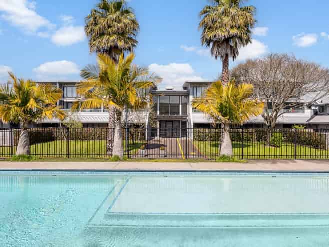 5B/30 Westward Ho, Glen Eden