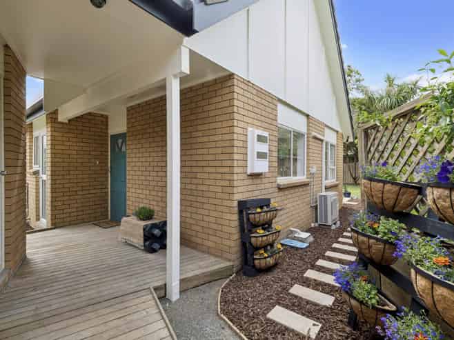 2/55 Moore Street, Howick