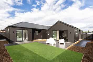 8 Kopper Cres, Marshland