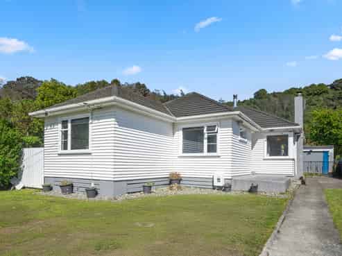 203 Wellington Road, Wainuiomata