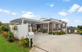 44 Butterworth Drive, Glendene