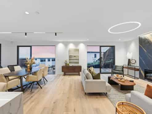 154 Te Oneroa Way, Long Bay