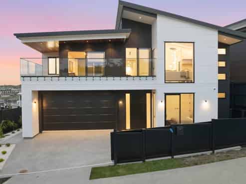 154 Te Oneroa Way, Long Bay