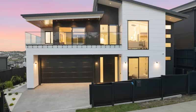 154 Te Oneroa Way, Long Bay