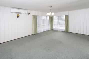 13 Paulange Pl, Pakuranga Heights