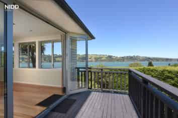 25 Rotoiti Street, Maia