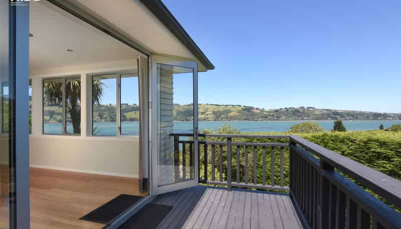 25 Rotoiti Street, Maia