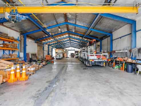 Industrial Workshop for Lease in Levin - 939sqm