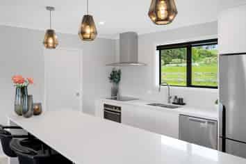 115 Te Maire Road, Kahutara