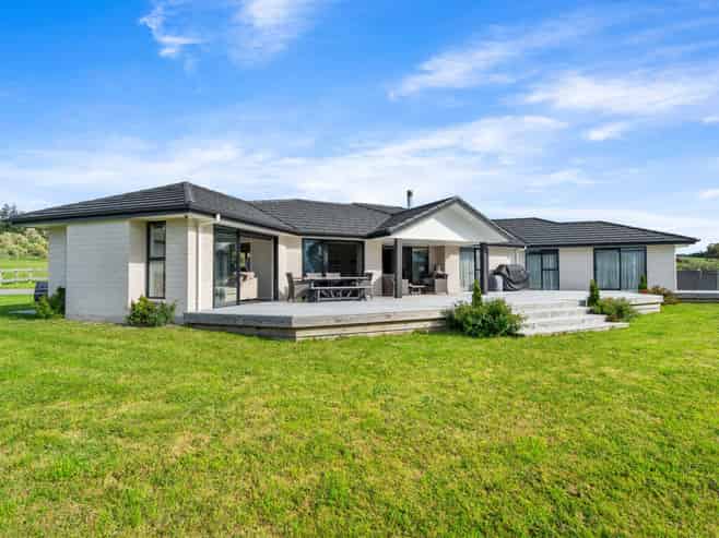 115 Te Maire Road, Kahutara