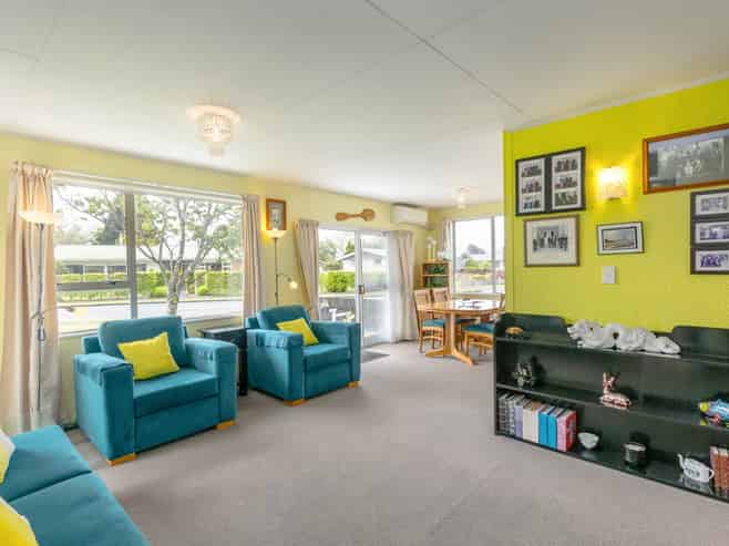 2 Hornsby Street, Carterton