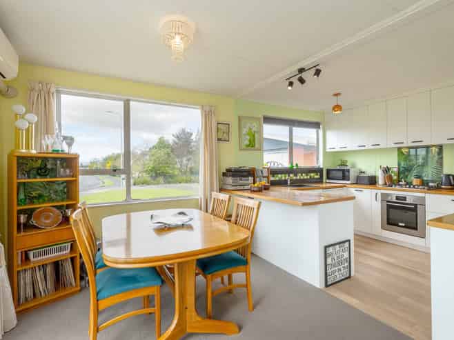 2 Hornsby Street, Carterton