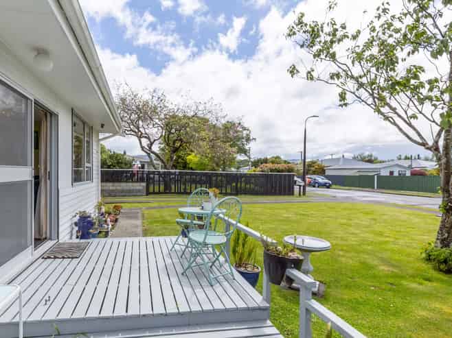 2 Hornsby Street, Carterton