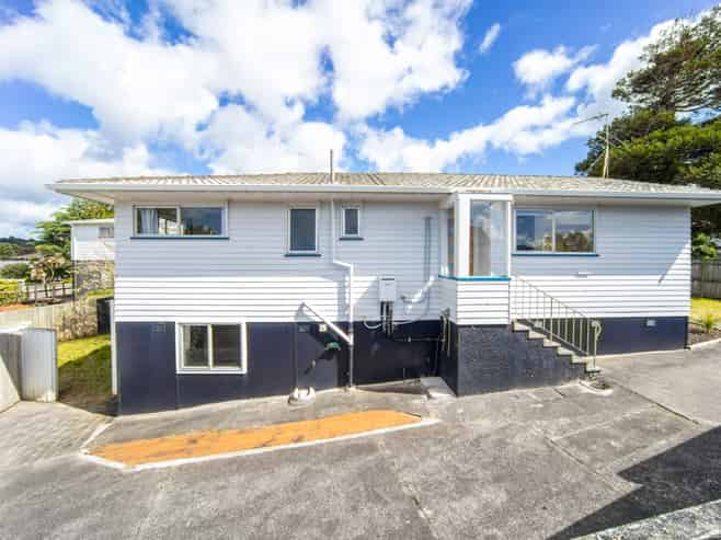 90 Lantana Road, Green Bay