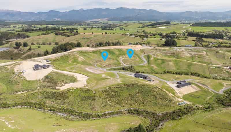 24 & 30 Tirohanga Moana Way, Tasman