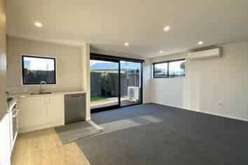 2/146  Simeon Street, Spreydon