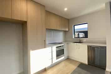 2/146  Simeon Street, Spreydon