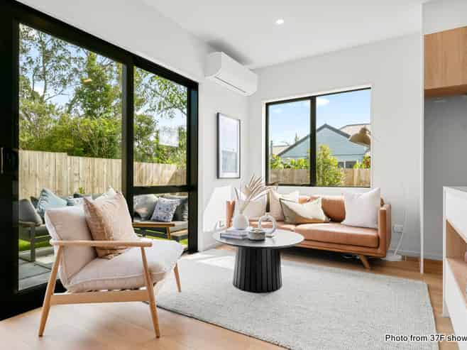 37D Corunna Road, Milford