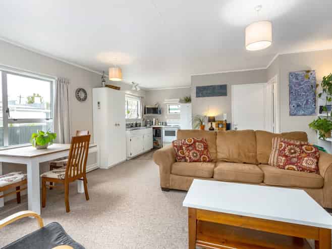 1A Massey Street, Greytown